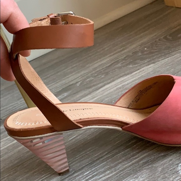 Pilcro and the Letterpress Heels by Anthropologie - Picture 6 of 8